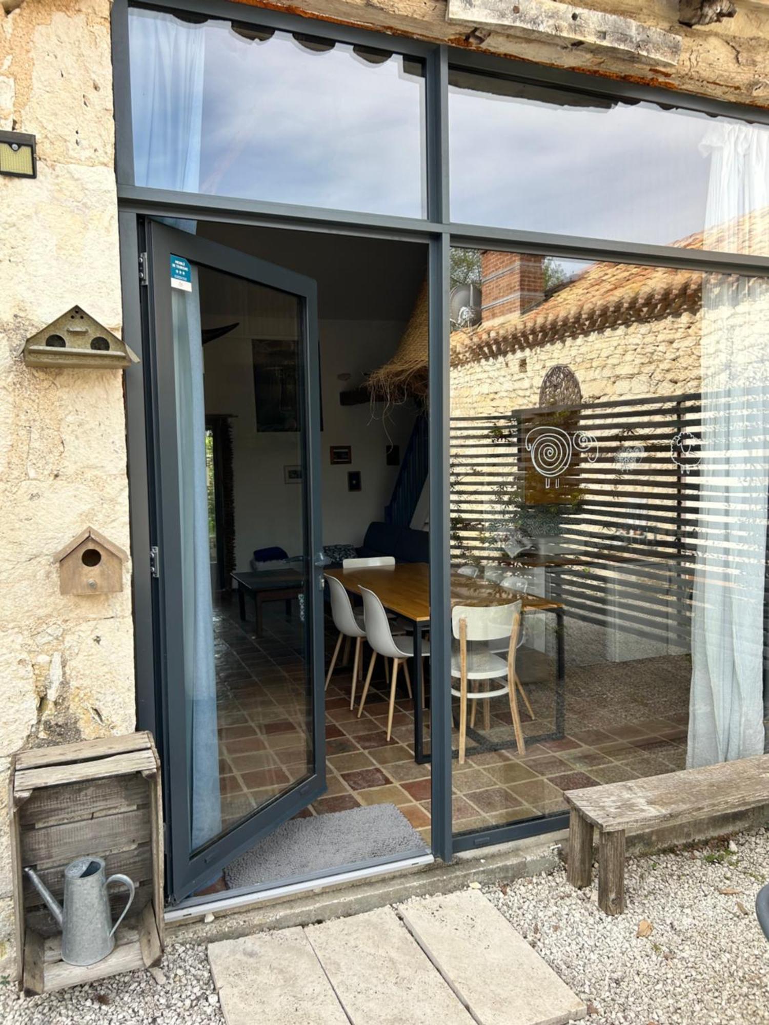Les Fontanelles Du Quercy Blanc Montcuq Exterior foto